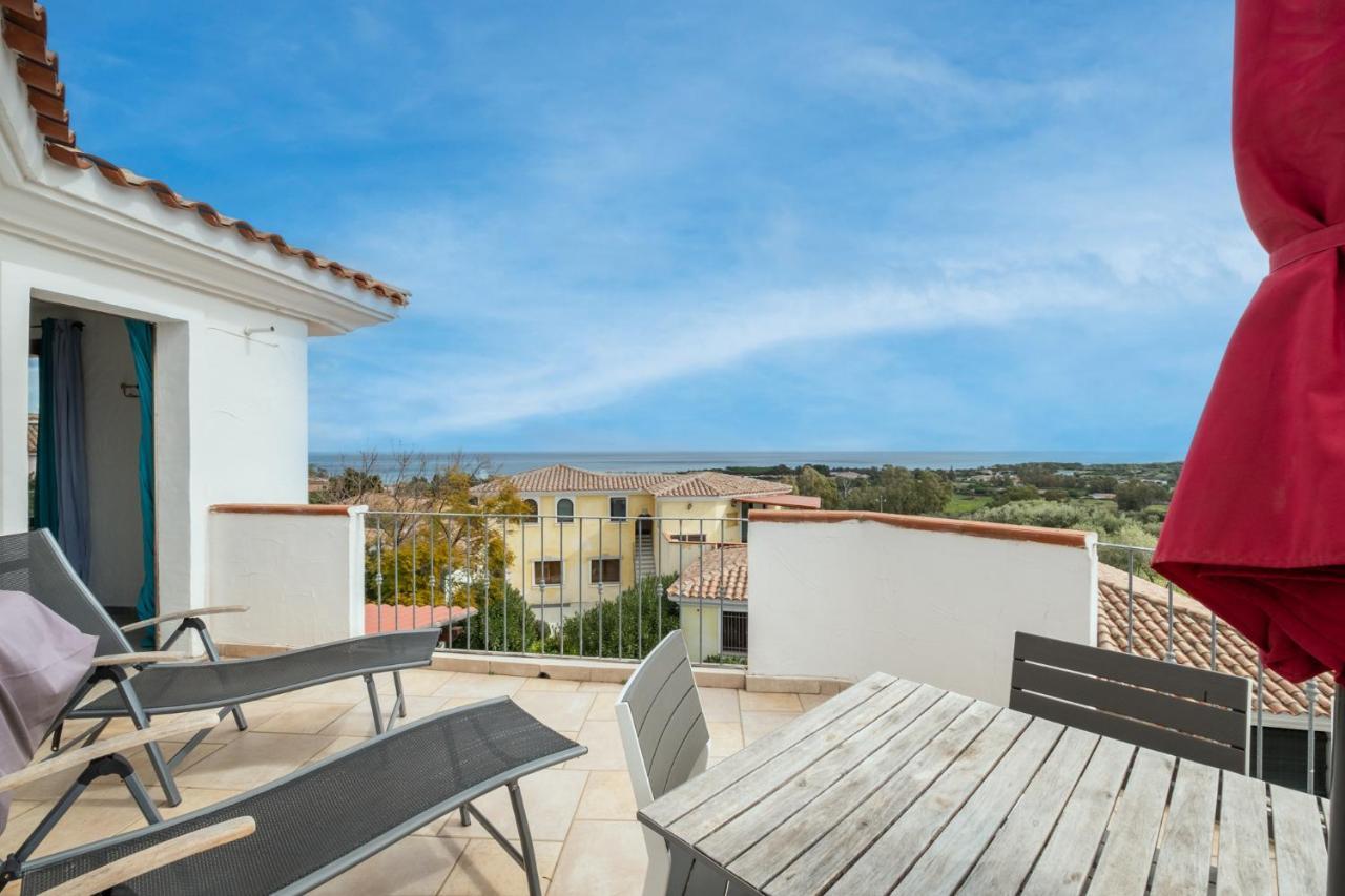 Oleandri Rossi Villa Tanaunella Exterior foto